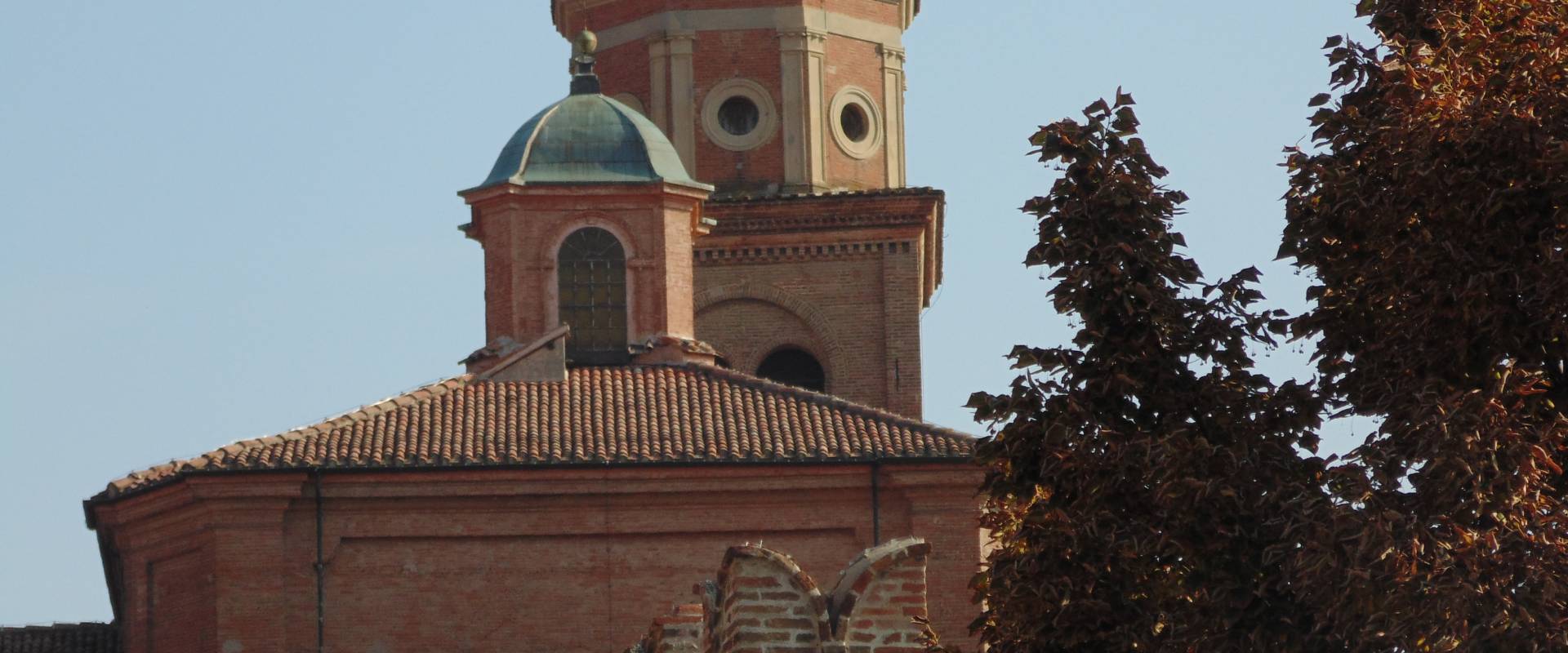 Chiesa cattedrale di San Cassiano (alto) photo by Maurolattuga